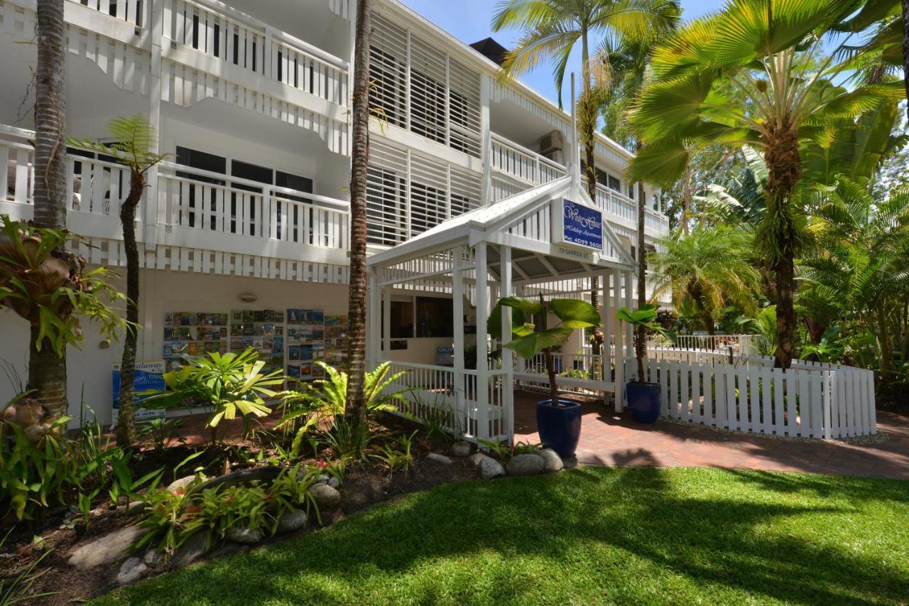 The White House Port Douglas Aparthotel Buitenkant foto